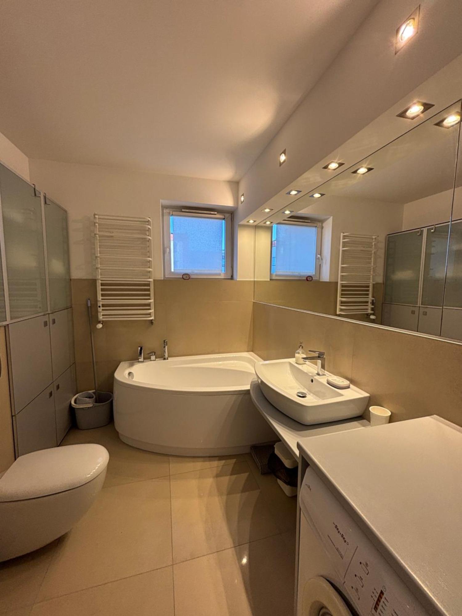 Best Inn Poznan Apartament Wojskowa Экстерьер фото