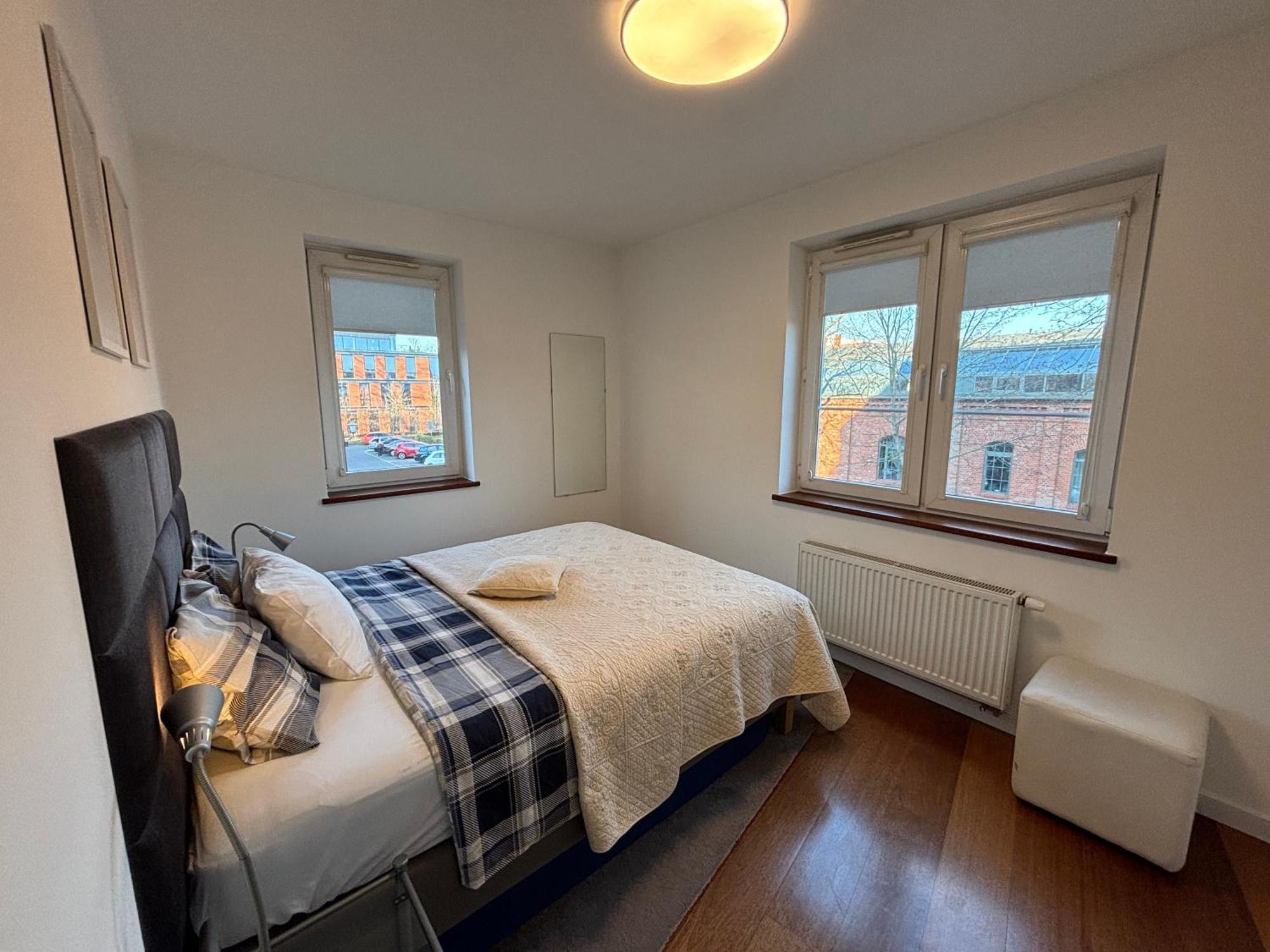 Best Inn Poznan Apartament Wojskowa Экстерьер фото