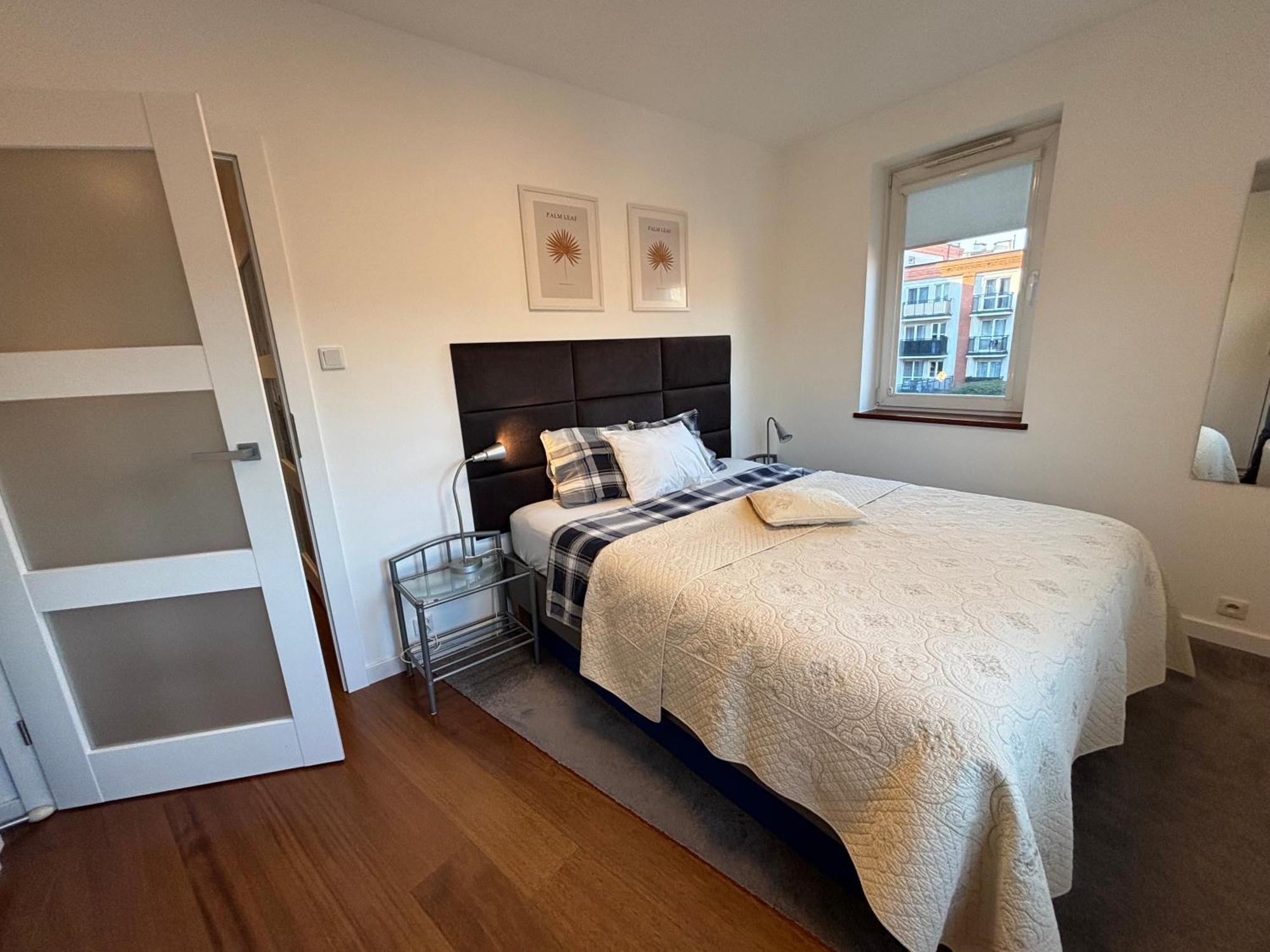 Best Inn Poznan Apartament Wojskowa Экстерьер фото