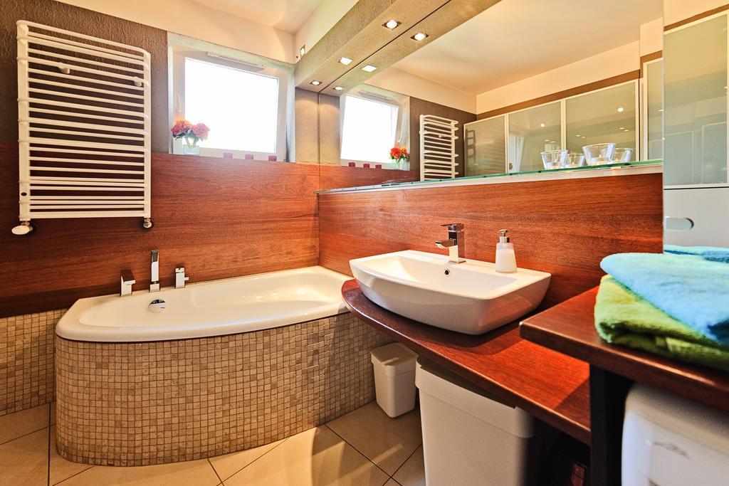 Best Inn Poznan Apartament Wojskowa Номер фото